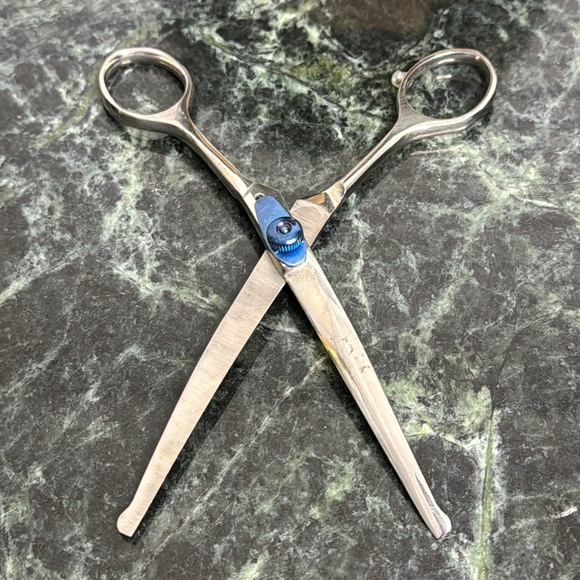 Vintage Curved Scissors With Blunt Tips - Picture 1 of 12